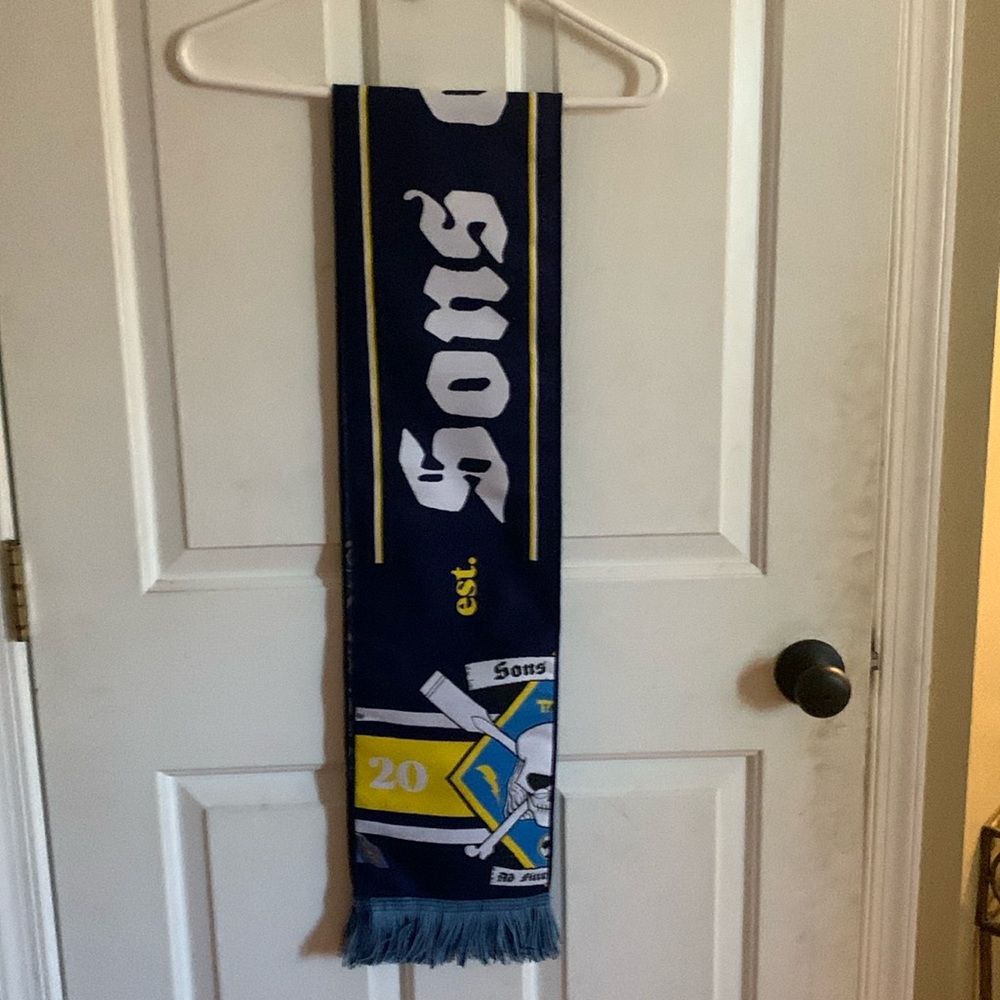 New sons of Ben’s soccer scarf